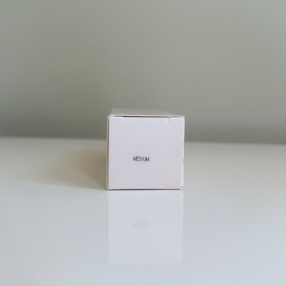 SOLD Lacomchir Feeling Free Foundation - Picture 10 of 11